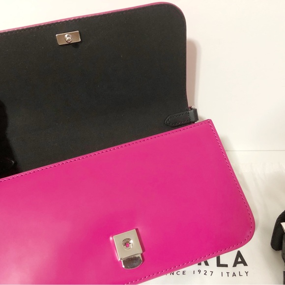 🌸New Furla Patent Leather Pink Shoulder Bag Handbag With Adjustable Strap - Picture 3 of 11